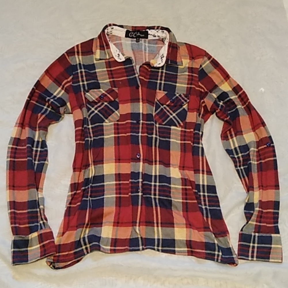 Women's medium plaid shirt